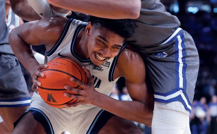 Villanova Wildcats forward Jermaine Samuels (23) controls the ball against Seton Hall Pirates forward Tray Jackson (2) in the second half at the Wells Fargo Center.